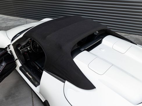 Certified 2019 Porsche 911 Speedster RWD image 14