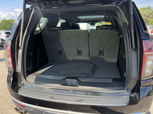 Used 2023 Chevrolet Tahoe High Country w/ Premium Package 2 AWD/4WD image 10