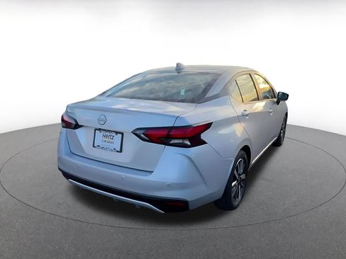 Used 2025 Nissan Versa SV image 14