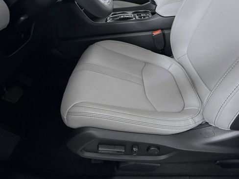 Used 2025 Honda Pilot EX-L image 33