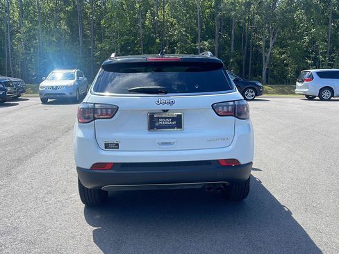 Used 2022 Jeep Compass Limited AWD/4WD image 6