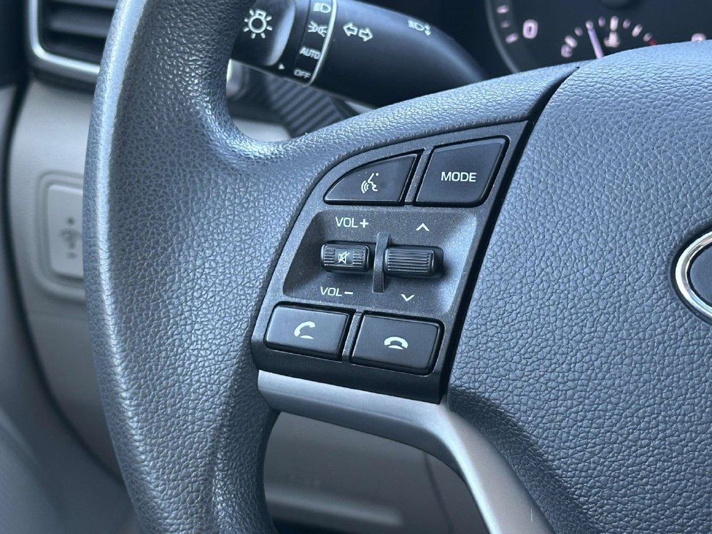 Used 2021 Hyundai Tucson Value AWD/4WD image 24