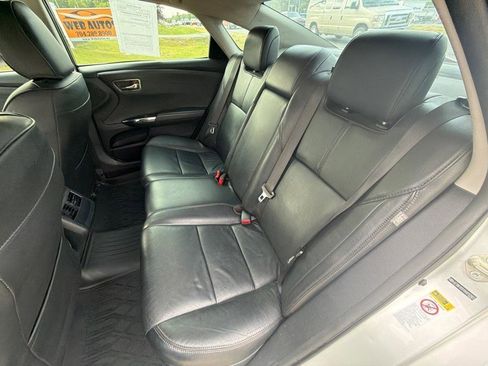 Used 2013 Toyota Avalon XLE Touring FWD image 25