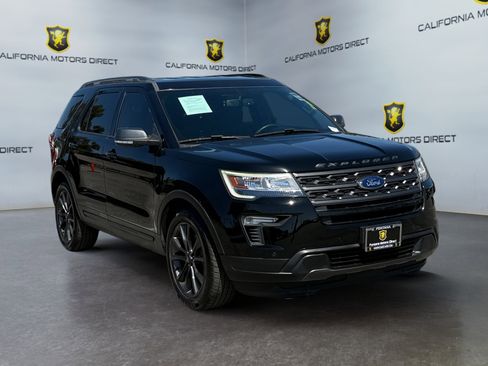 Used 2018 Ford Explorer XLT FWD image 7