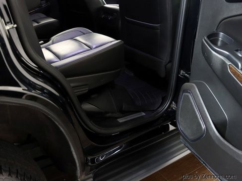 Used 2019 Chevrolet Tahoe LT image 34