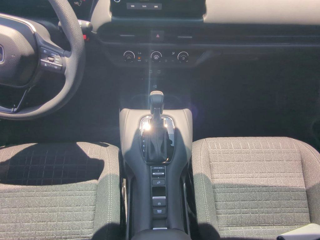 New 2027 Honda HR-V LX image 18