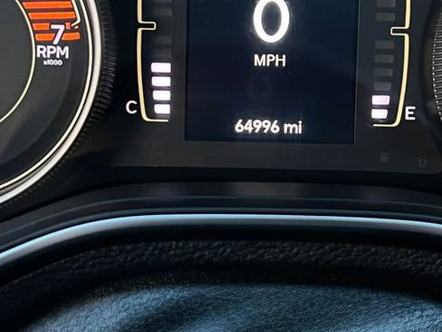 Used 2019 Jeep Cherokee Latitude w/ Cold Weather Group image 21