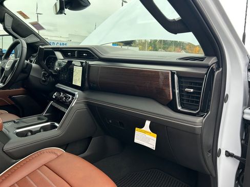 New 2026 GMC Sierra 2500 Denali Ultimate image 26