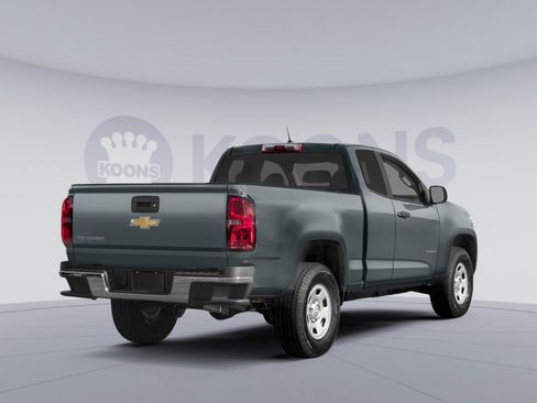 Used 2018 Chevrolet Colorado W/T image 2