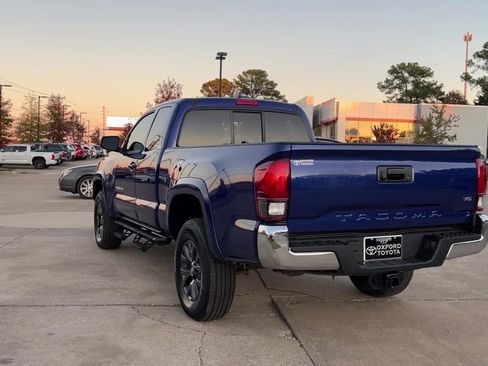 Certified 2023 Toyota Tacoma SR5 image 4