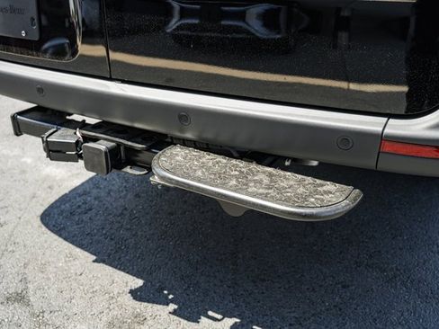 Used 2024 Mercedes-Benz Sprinter 3500 image 8