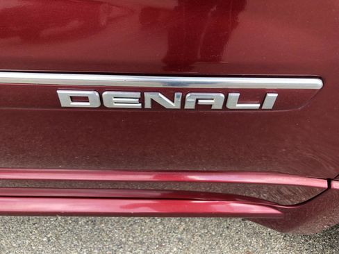 Used 2016 GMC Acadia Denali AWD/4WD image 10
