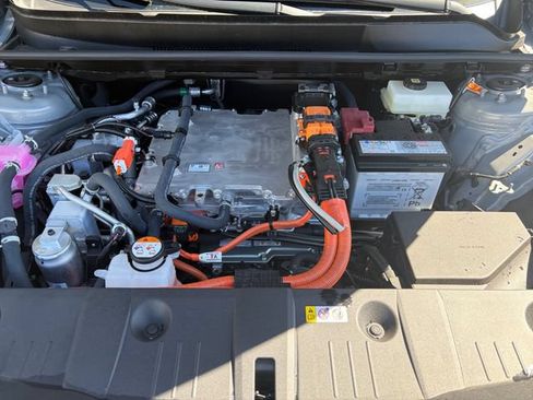 Certified 2026 Toyota C-HR AWD/4WD image 21