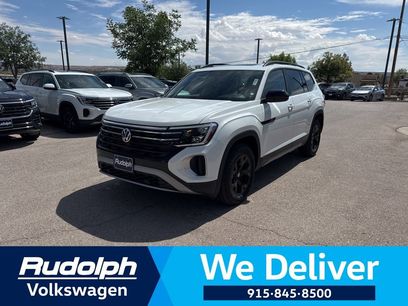 New 2025 Volkswagen Atlas Peak Edition SE