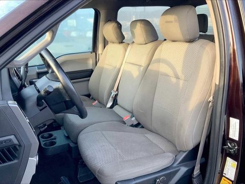 Used 2018 Ford F150 XLT w/ Equipment Group 302A Luxury image 7