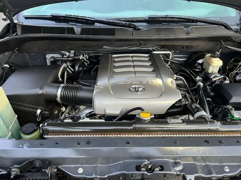 Used 2008 Toyota Sequoia Platinum image 14