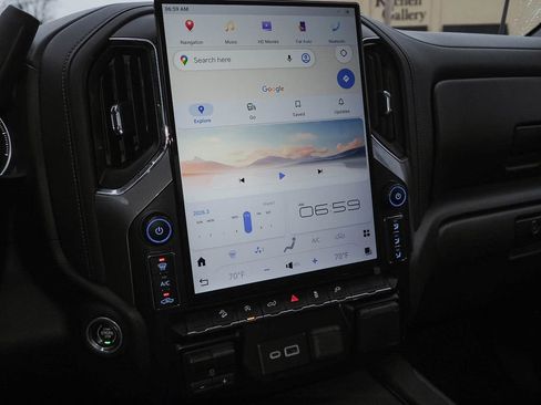 Used 2020 Chevrolet Silverado 1500 LT Trail Boss image 10