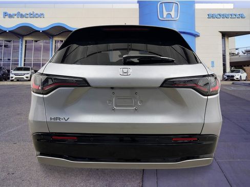 New 2026 Honda HR-V EX-L image 4