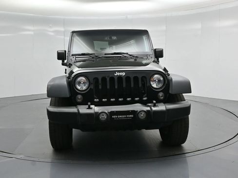 Used 2018 Jeep Wrangler Unlimited Sport S image 49