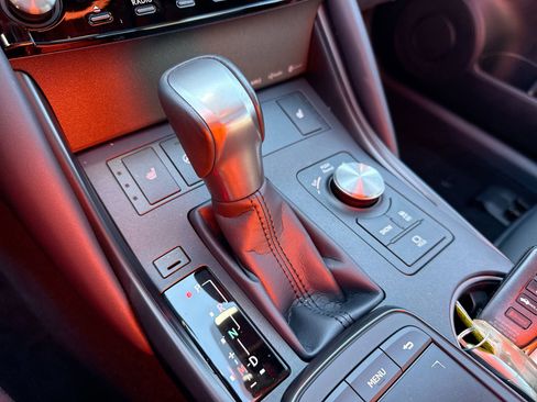 Used 2025 Lexus IS 350 F Sport image 21