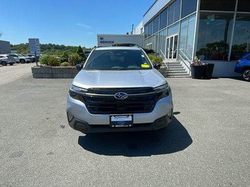New 2026 Subaru Forester Touring AWD/4WD image 2
