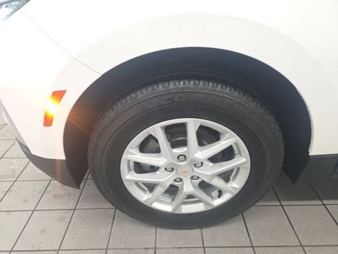 Used 2023 Chevrolet Equinox LT image 6