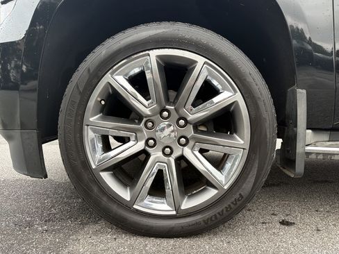Used 2015 Chevrolet Suburban LTZ image 11