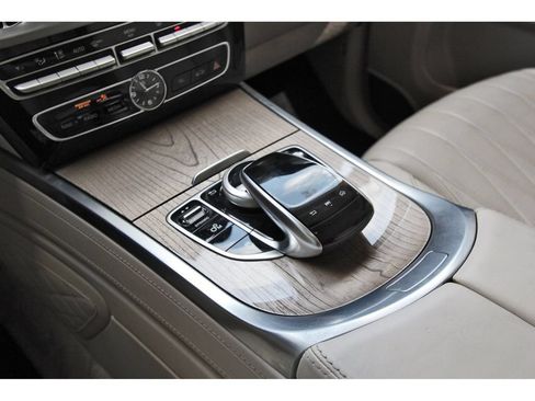 Used 2020 Mercedes-Benz G 550 image 18
