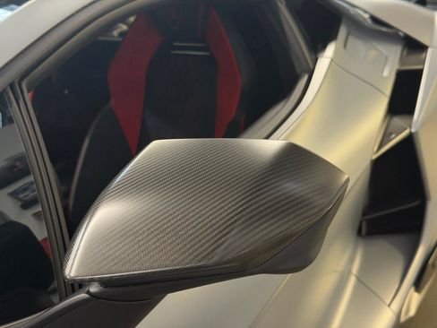 Used 2024 Lamborghini Revuelto AWD/4WD image 17