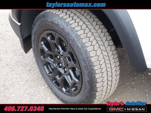 Used 2026 Chevrolet Colorado Trail Boss AWD/4WD image 43