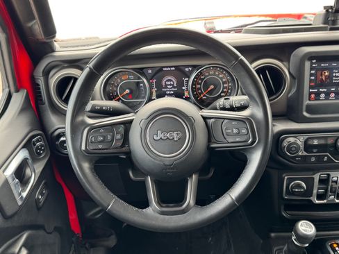 Used 2018 Jeep Wrangler Unlimited Sport S AWD/4WD image 13