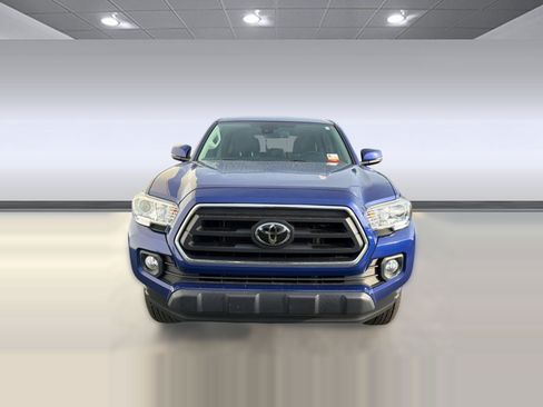 Certified 2023 Toyota Tacoma SR5 w/ Technology Package AWD/4WD image 6
