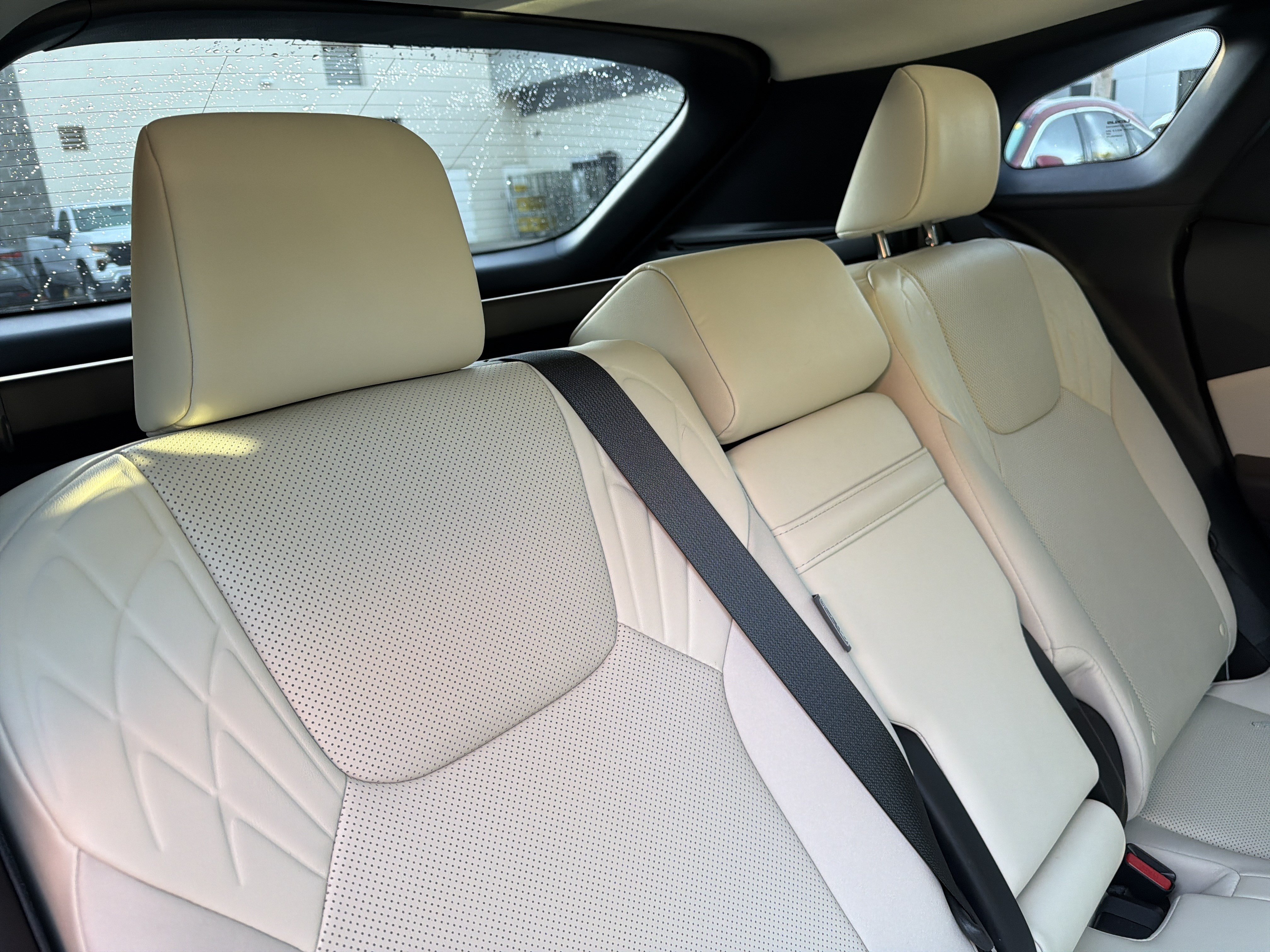 Certified 2024 Lexus RX 350 FWD w/ Technology Package image 37