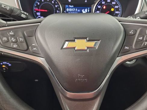 Used 2022 Chevrolet Equinox LS w/ LS Convenience Package FWD image 12