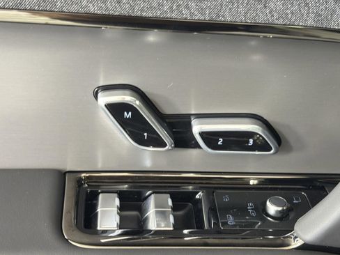 New 2026 Land Rover Range Rover Sport Dynamic SE AWD/4WD image 24
