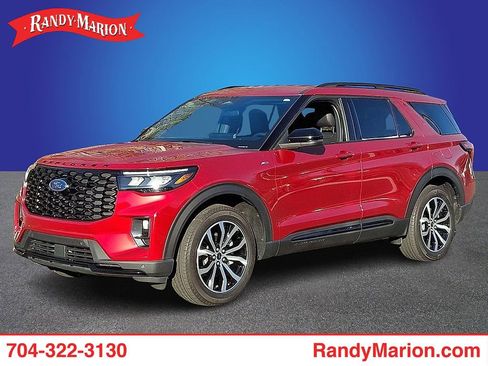 Used 2025 Ford Explorer ST-Line AWD/4WD image 1