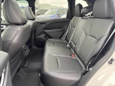New 2025 Subaru Forester Limited image 30