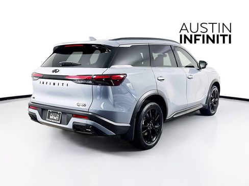 Certified 2025 INFINITI QX60 Luxe w/ Black Edition image 9