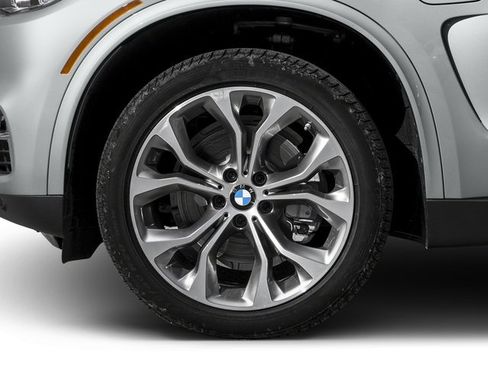Used 2016 BMW X5 xDrive40e AWD/4WD image 10