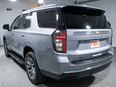 Used 2024 Chevrolet Tahoe LT w/ LT Signature Package RWD image 9