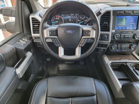 Used 2021 Ford F250 Lariat w/ Lariat Ultimate Package image 27