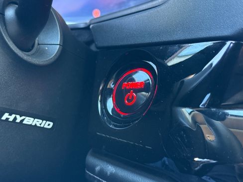 Certified 2023 Honda Accord Touring image 32