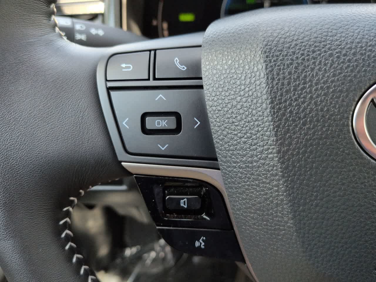 Used 2026 Toyota Camry SE w/ Convenience Package FWD image 22