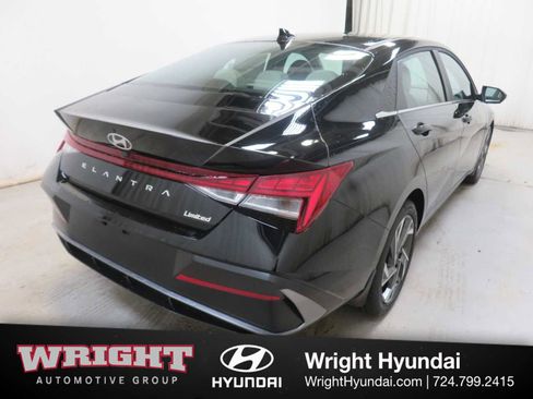 New 2026 Hyundai Elantra Limited FWD image 6