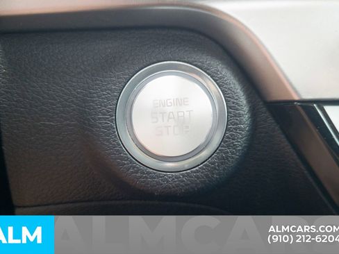 Used 2025 Kia Telluride S FWD image 31
