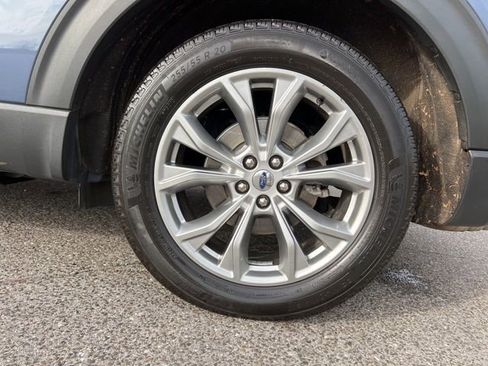 Certified 2021 Ford Explorer Limited w/ Equipment Group 301A image 15