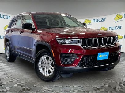 Used 2023 Jeep Grand Cherokee Laredo w/ Luxury Tech Group I
