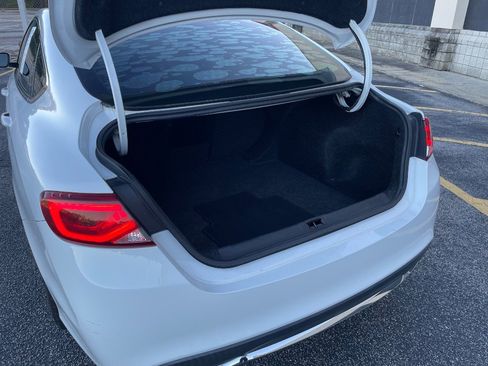 Used 2016 Chrysler 200 Limited image 17