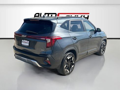 Used 2024 Kia Seltos SX w/ SX Sunroof Package image 7