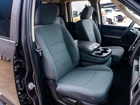 Used 2019 RAM 1500 Tradesman w/ Chrome Plus Package image 29